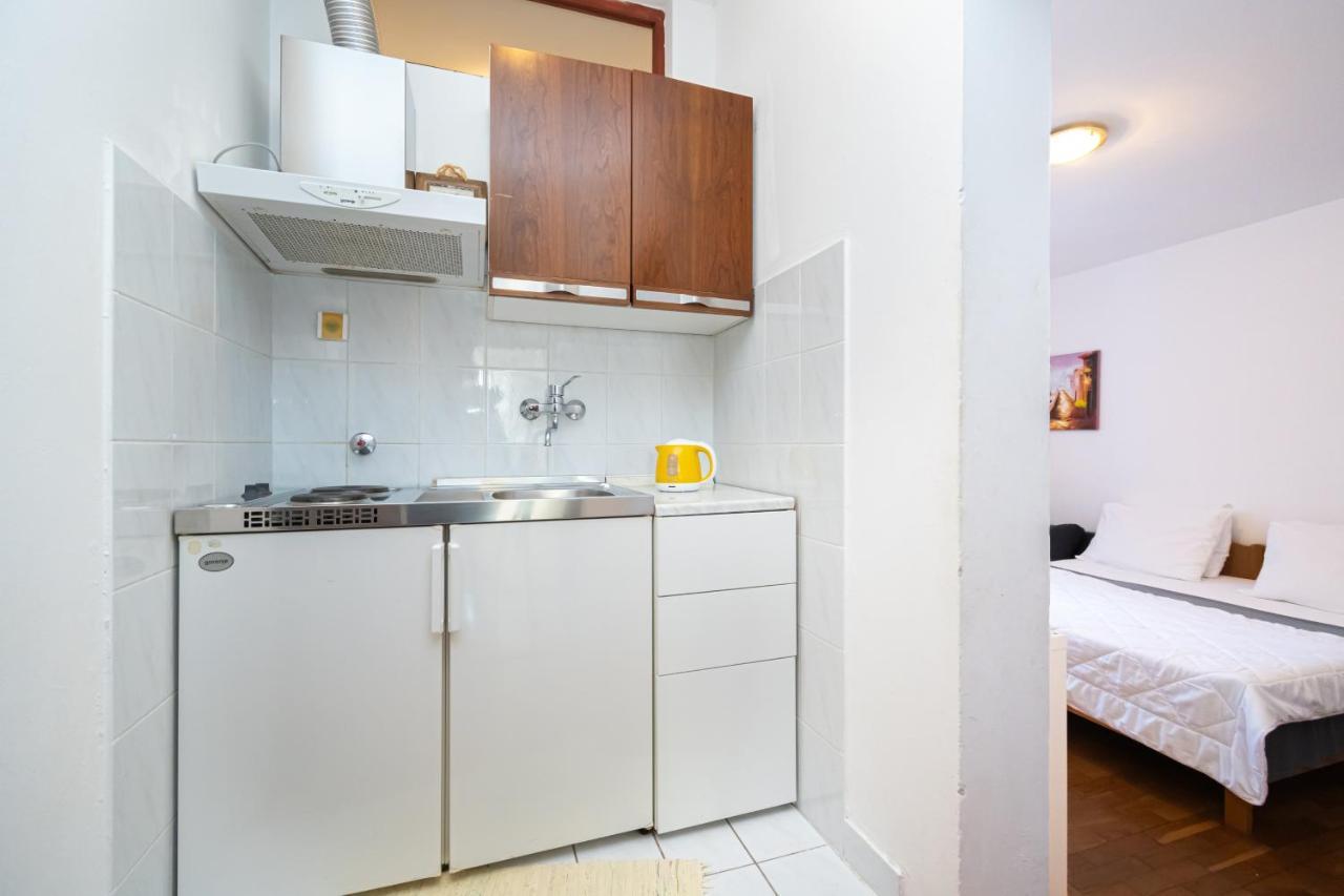 Apartments By The Sea Sukosan, Zadar - 5863 Екстериор снимка