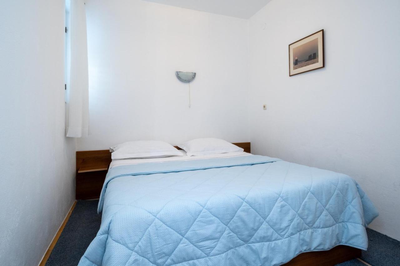 Apartments By The Sea Sukosan, Zadar - 5863 Екстериор снимка