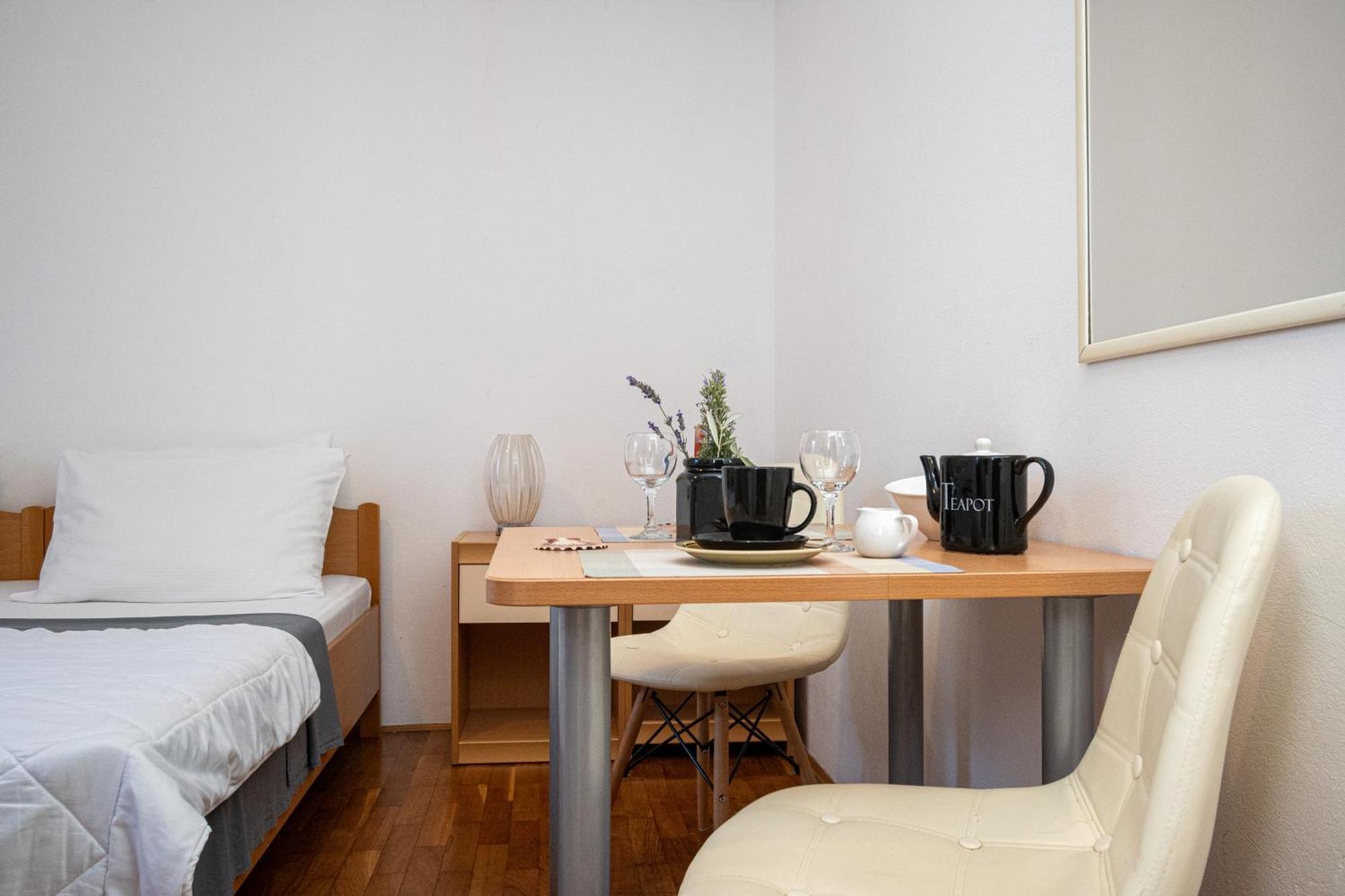Apartments By The Sea Sukosan, Zadar - 5863 Екстериор снимка