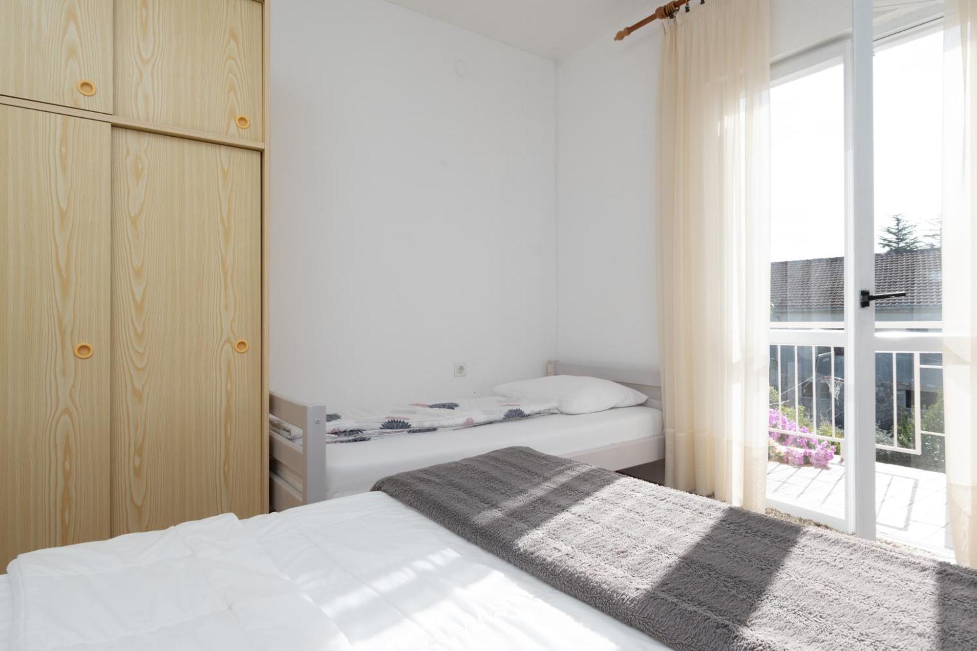 Apartments By The Sea Sukosan, Zadar - 5863 Стая снимка